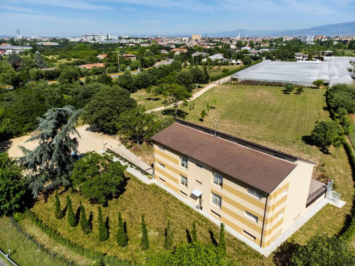 Borgoroma - Business & Residence Верона Экстерьер фото